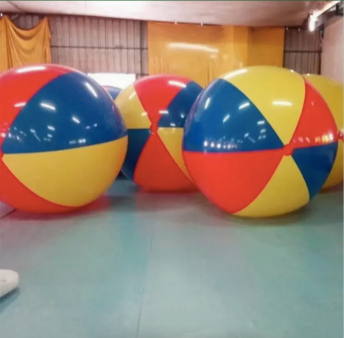 GIANT INFLATABLE POOL BEACH BALL (BUNDLE OF 2)