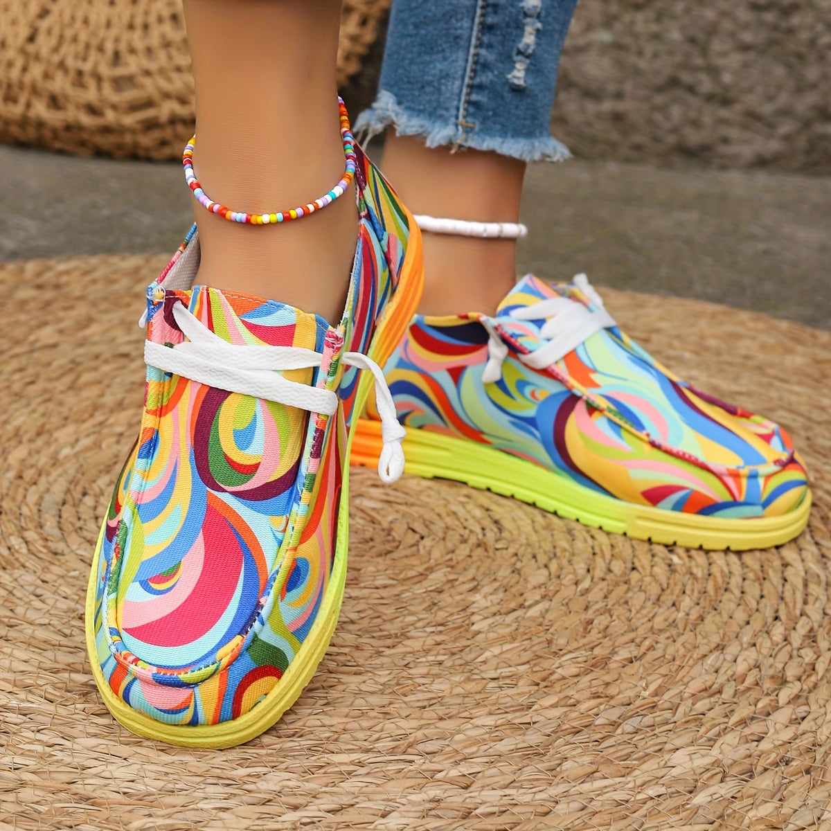 Womens Lightweight Geometric Canvas Sneakers  Stylish  Breathable